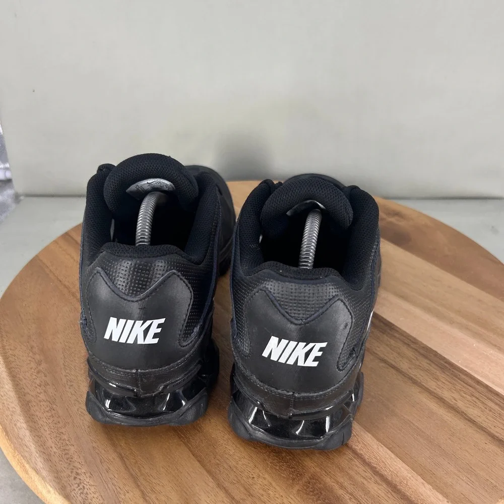 Nike Reax 8 TR Mens Training Shoes Black White 621716-033 Size 11